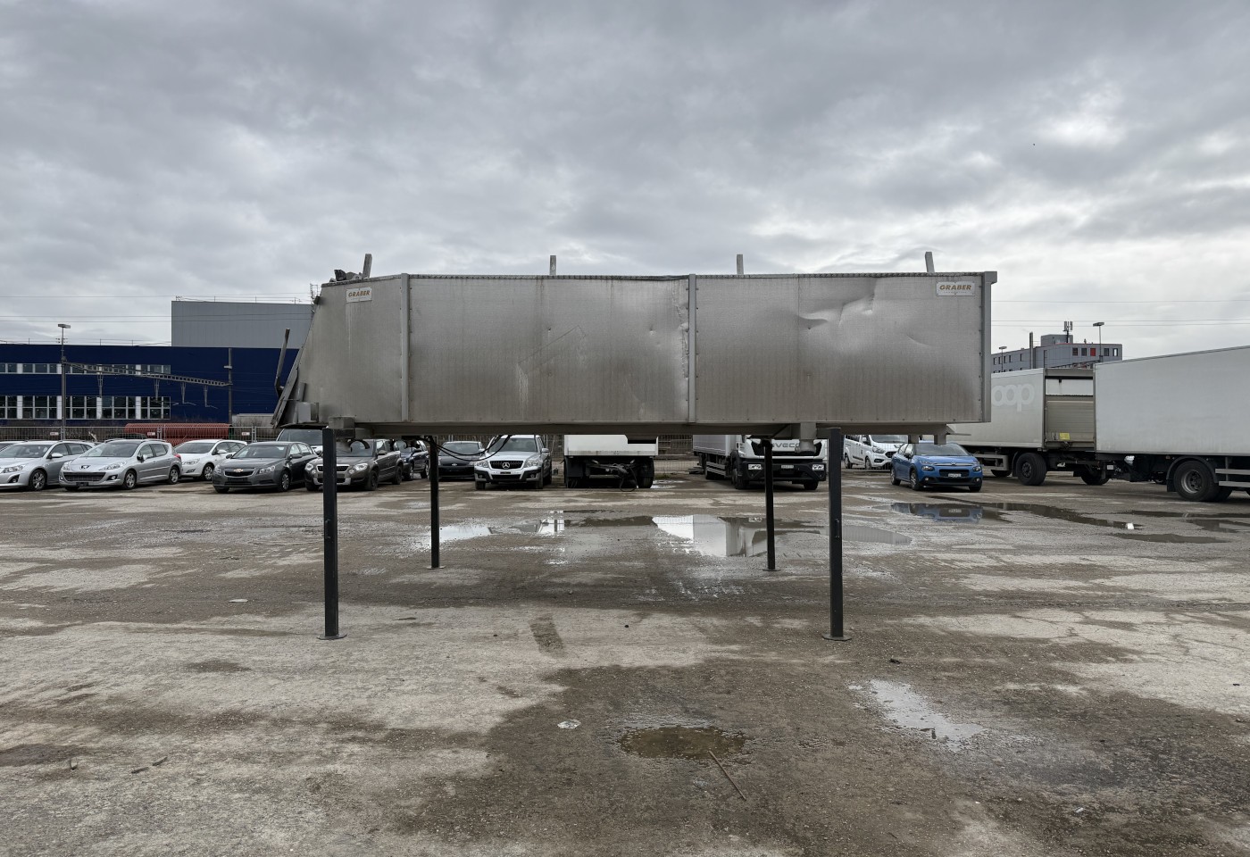 MOTO6625_3049262 vehicle image