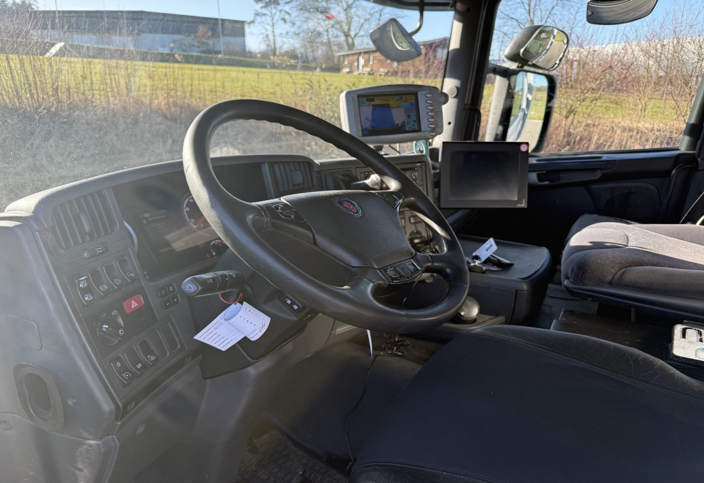 MOTO6625_3049286 vehicle image