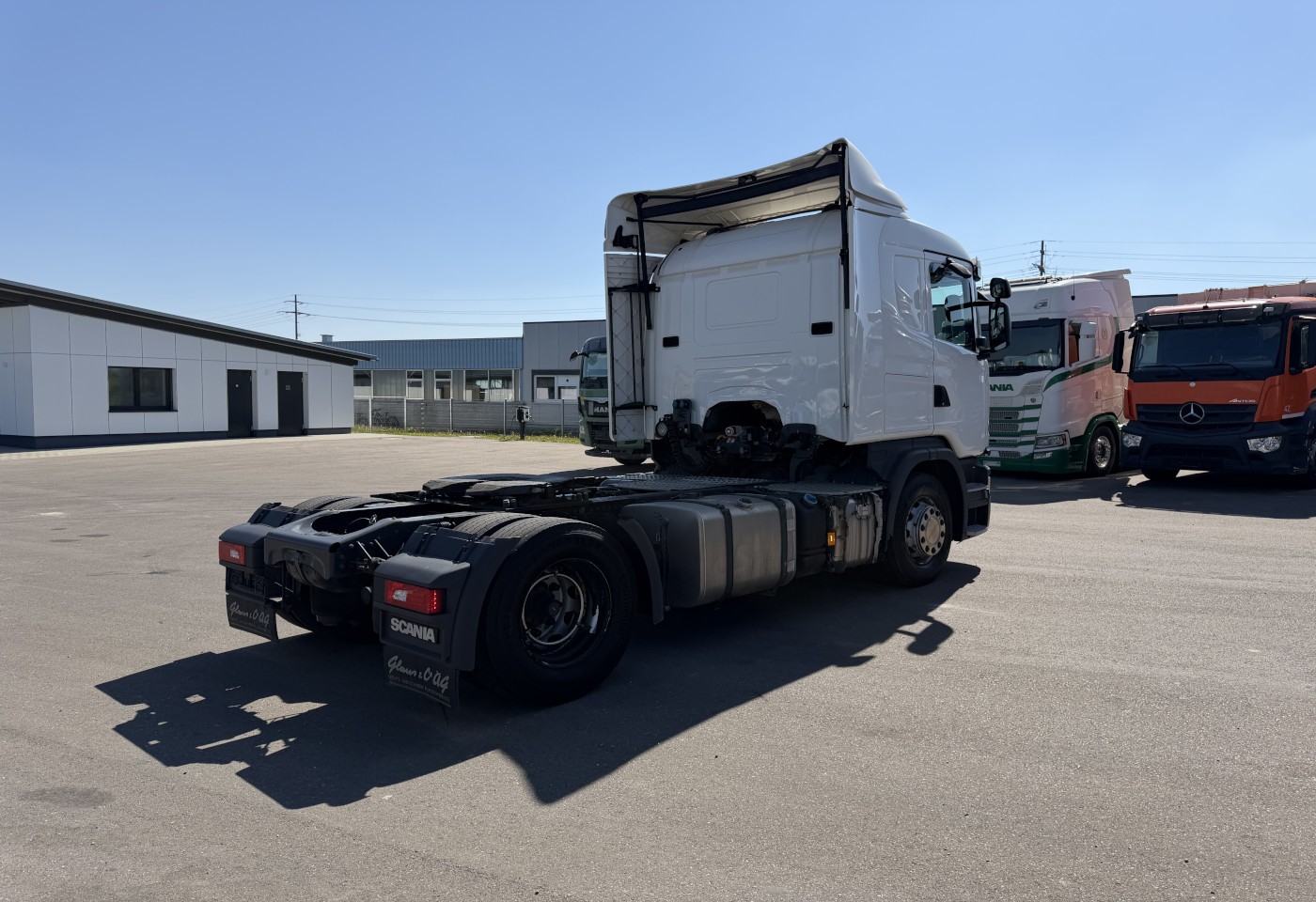 MOTO6625_3049254 vehicle image