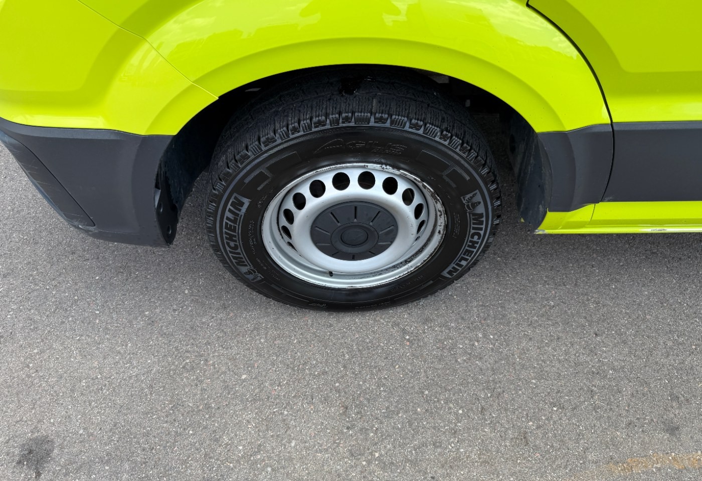MOTO6625_3049202 vehicle image