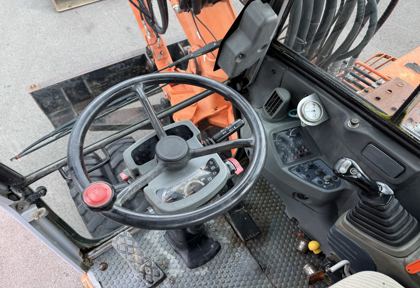MOTO6625_3049188 vehicle image