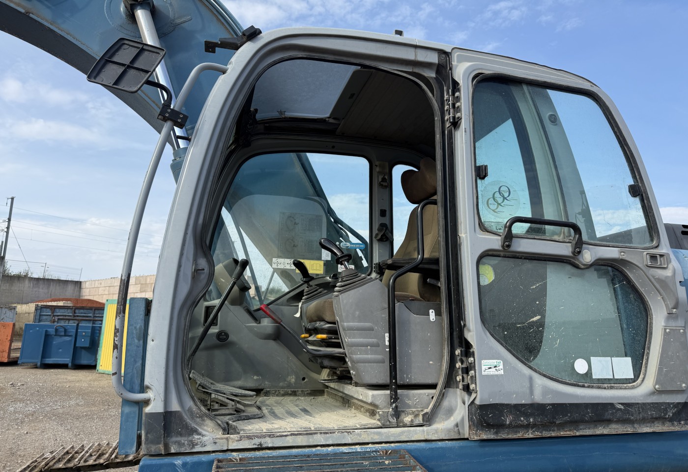 MOTO6625_3049179 vehicle image
