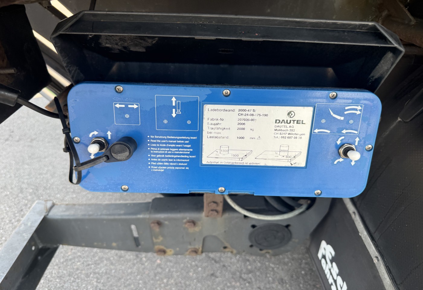 MOTO6625_3049169 vehicle image