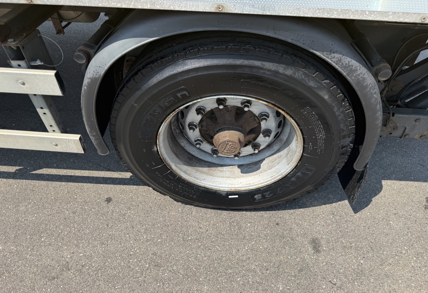 MOTO6625_3049169 vehicle image