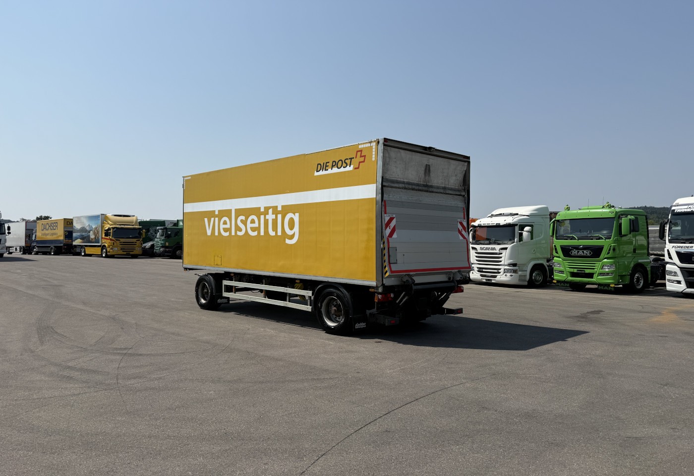 MOTO6625_3049169 vehicle image