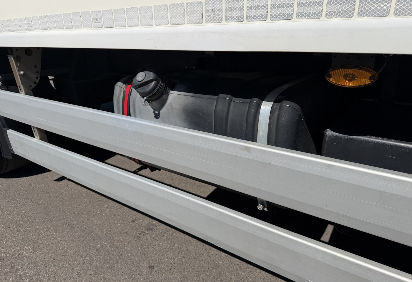 MOTO6625_3049161 vehicle image