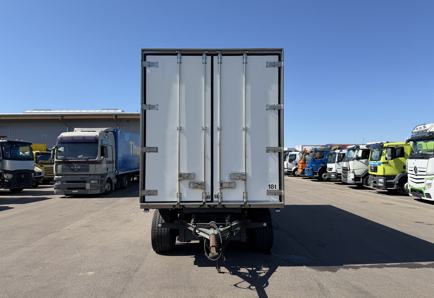 MOTO6625_3049161 vehicle image