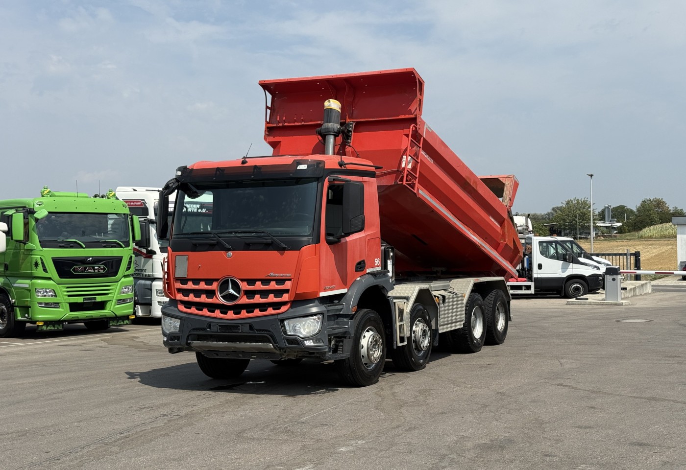 MOTO6625_3049166 vehicle image