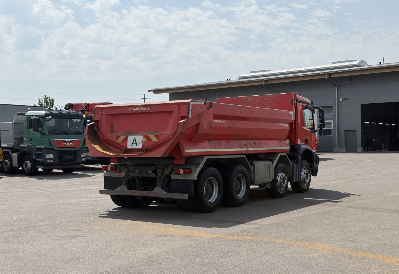 MOTO6625_3049166 vehicle image