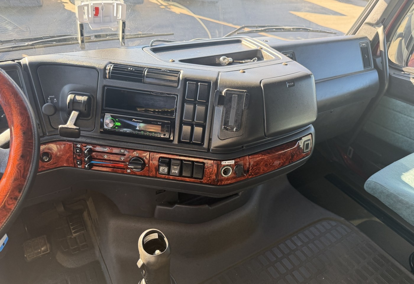 MOTO6625_3049141 vehicle image